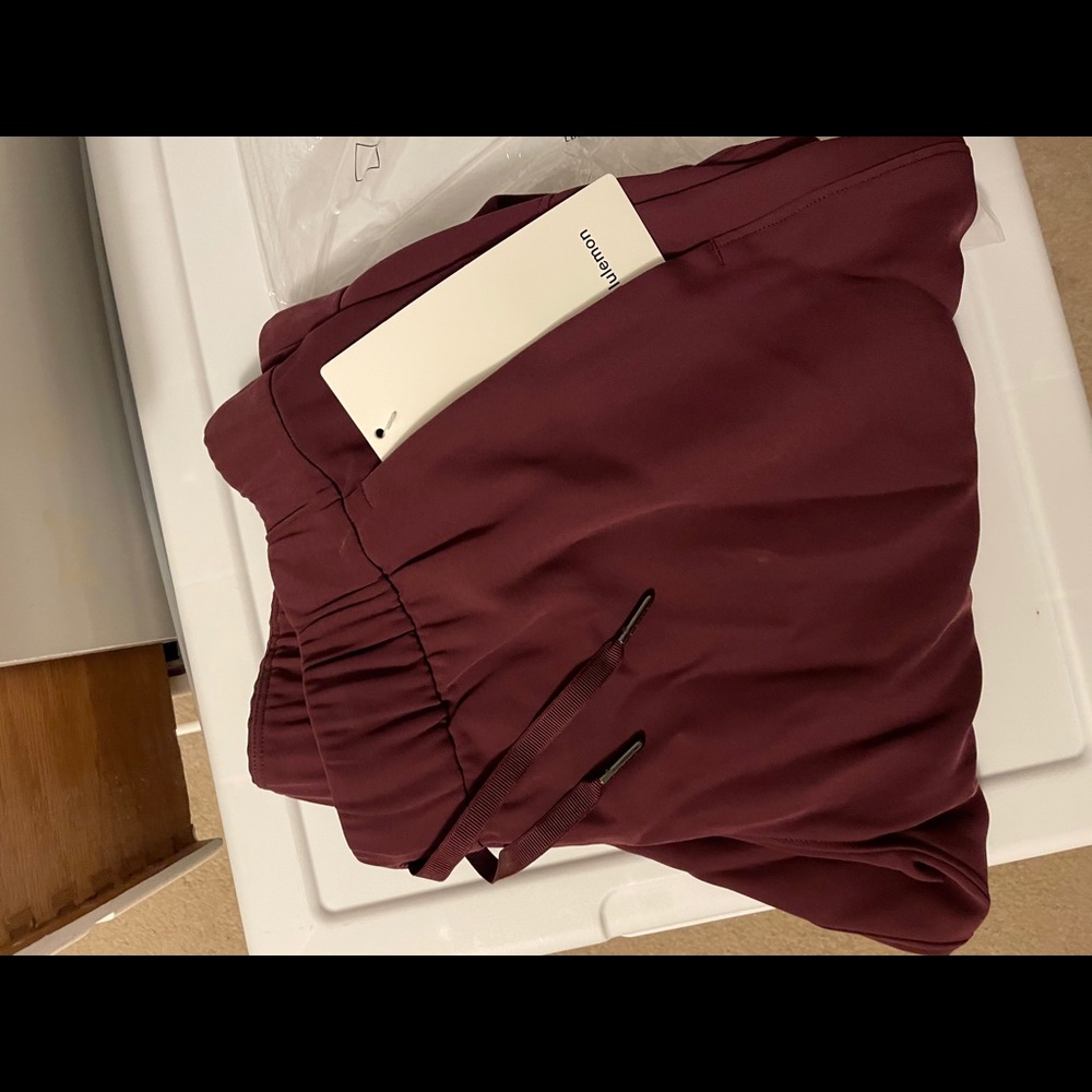 NWT Lululemon joggers